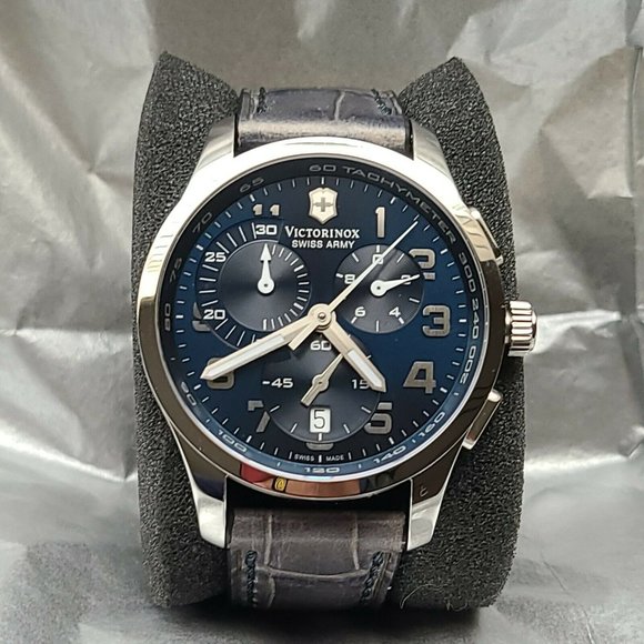 Victorinox Swiss Army Alliance Chronograph Watch 241298 $595 MSRP NEW in Box - Picture 2 of 12